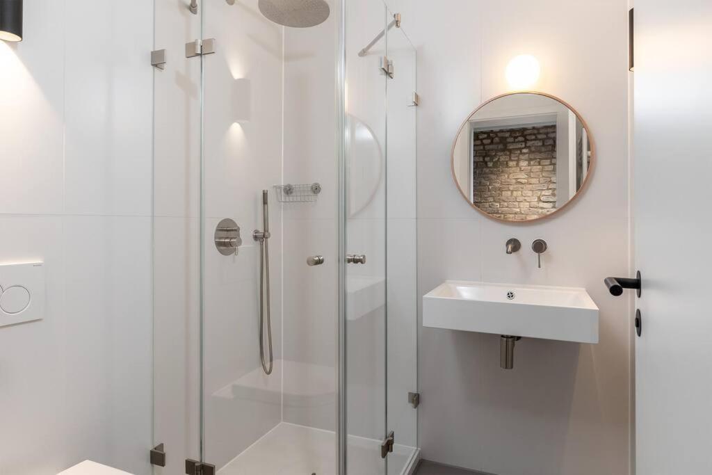 Coolest Apartment In Berlin, Easy Check-In, Industrial Style, Near City Center - Maisonette #2 Dış mekan fotoğraf